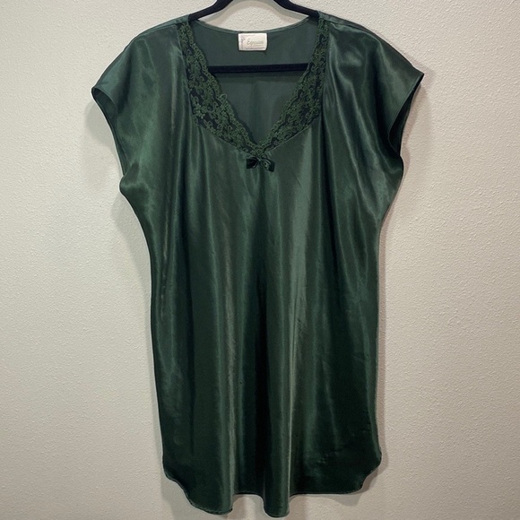Expressions of California Dynasty vintage slip emerald - Picture 1 of 7